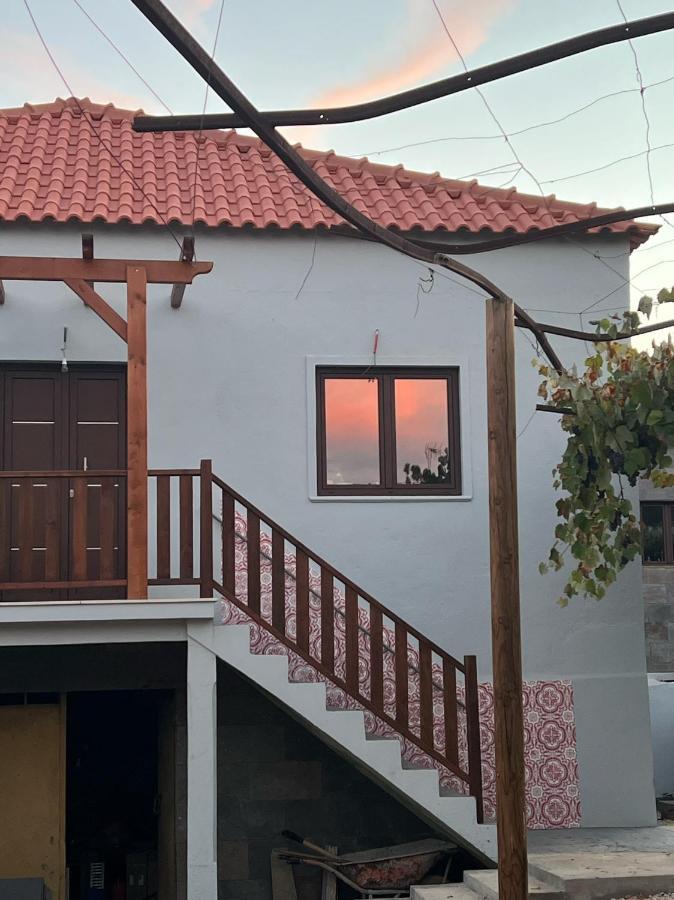 Vila Casa Bizarra Castanheira de Pera Exteriér fotografie