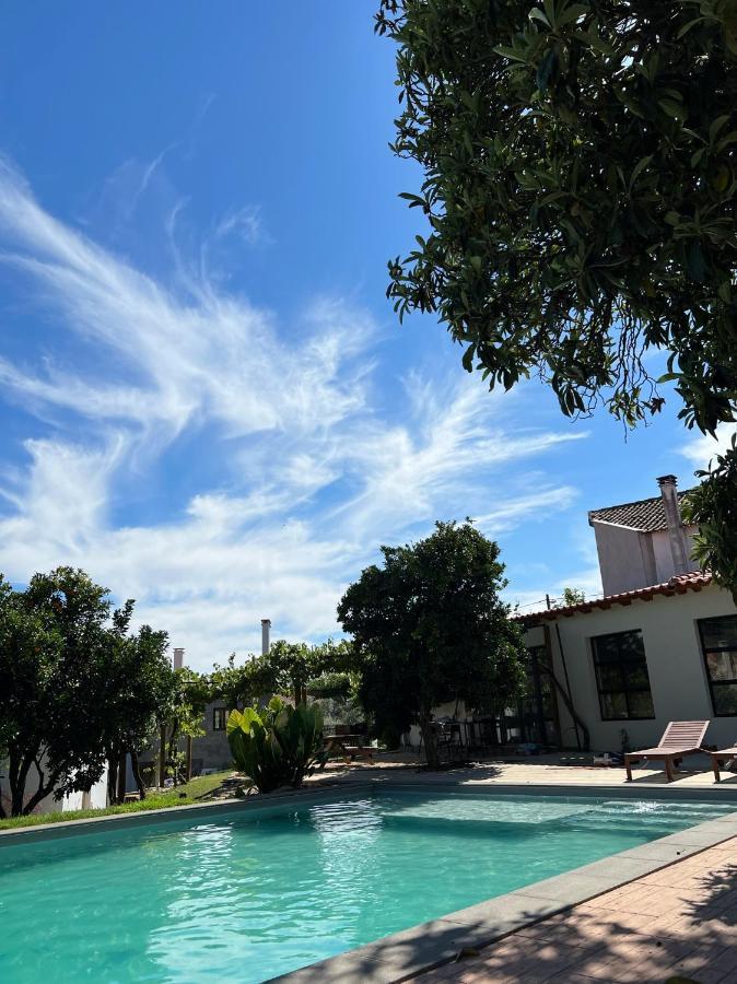 Vila Casa Bizarra Castanheira de Pera Exteriér fotografie