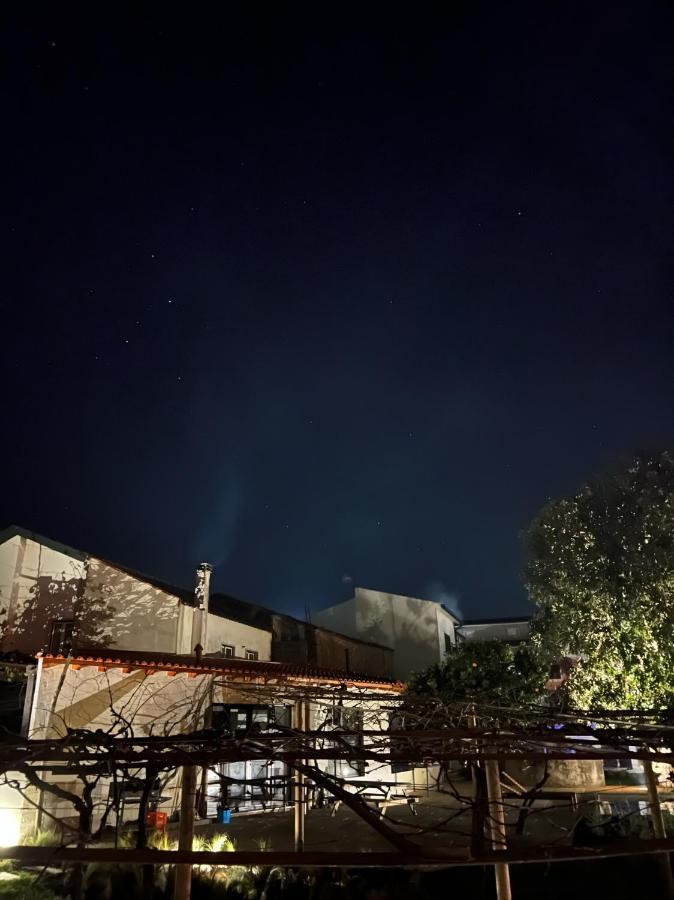 Vila Casa Bizarra Castanheira de Pera Exteriér fotografie