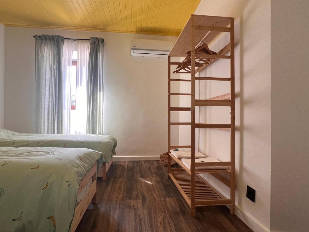 Vila Casa Bizarra Castanheira de Pera Exteriér fotografie