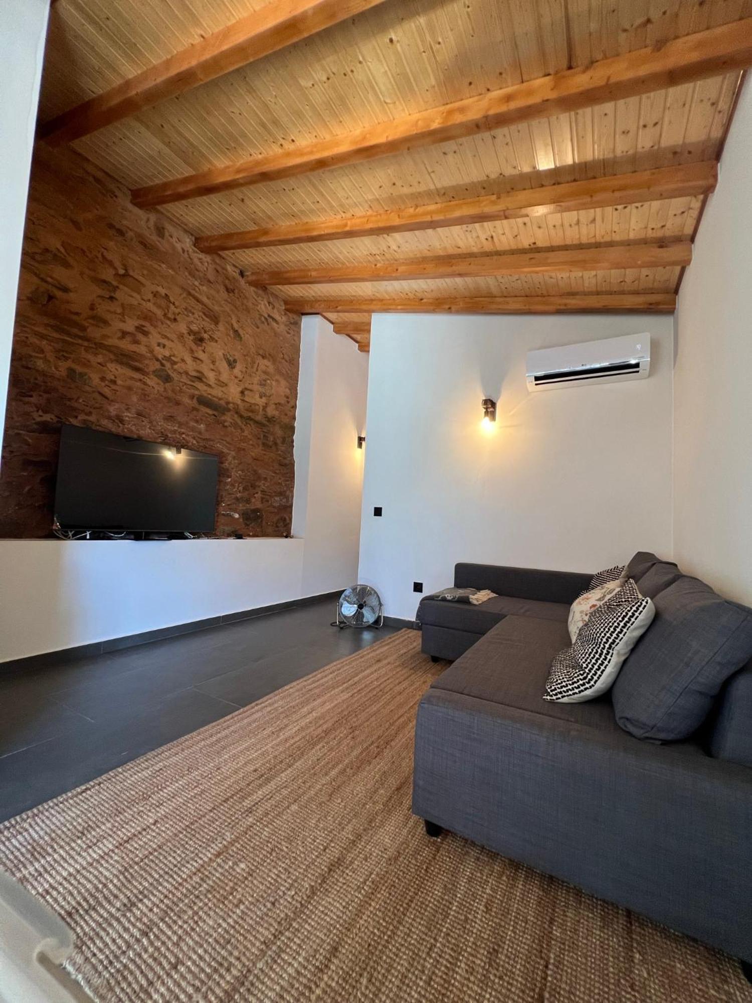 Vila Casa Bizarra Castanheira de Pera Pokoj fotografie
